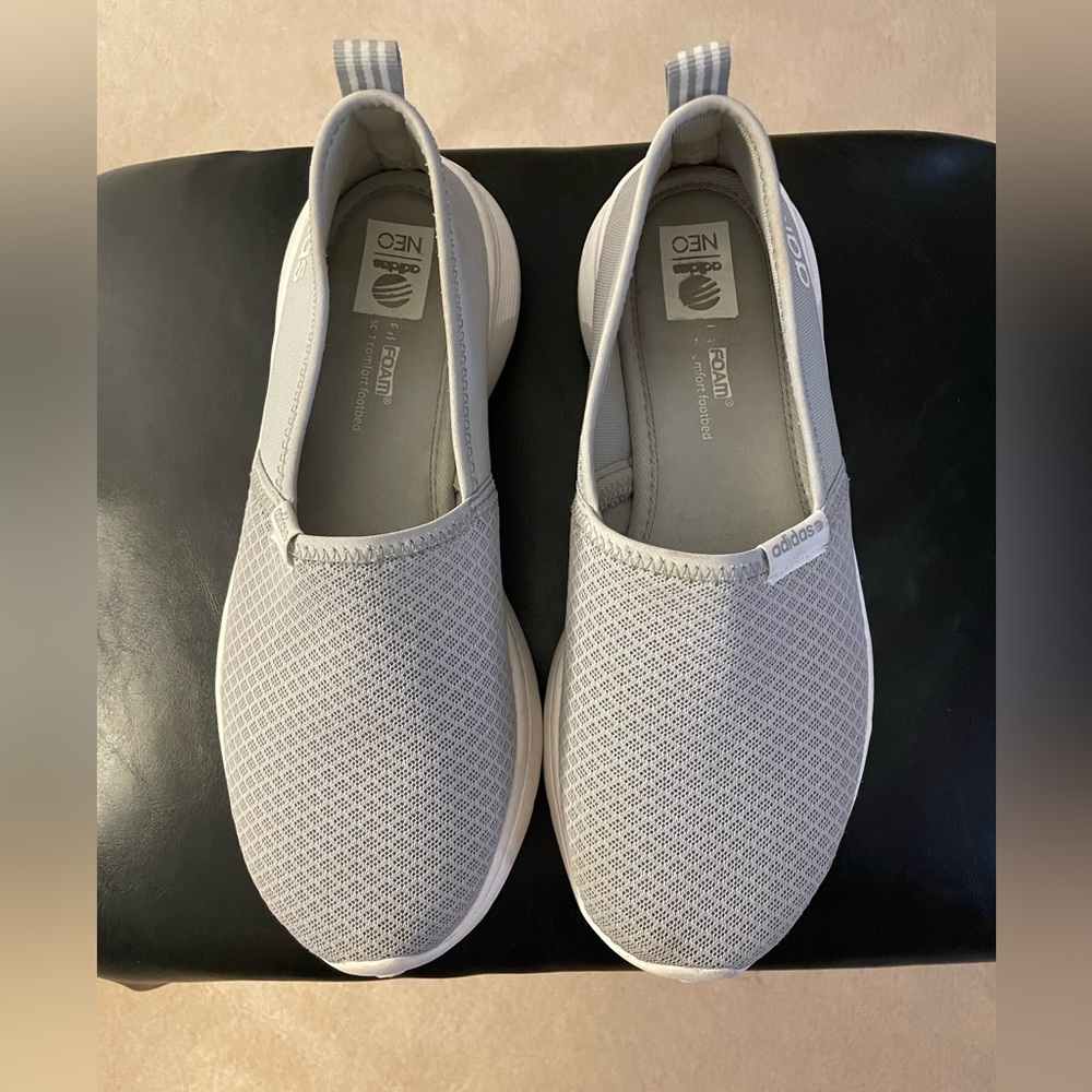 Adidas Neo foam women’s shoes size 7.5